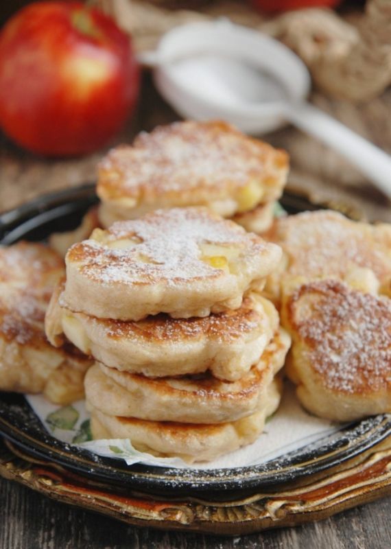 Советские оладьи с яблоками: простота, что радует