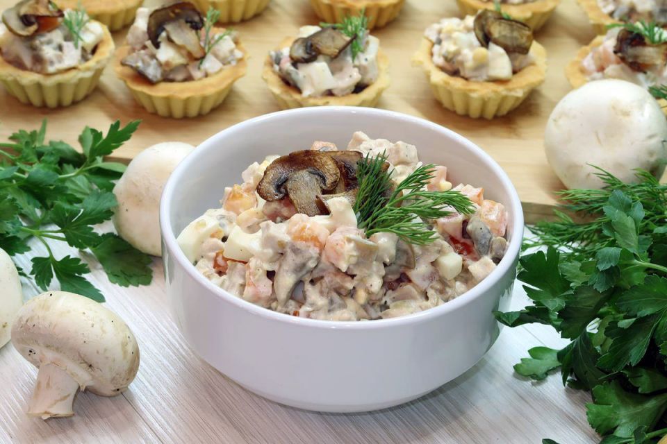 Салат "Грибное лукошко": в каждом вдохе – уют и вкус