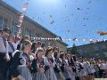 В Ессентуках для 442 выпускников прозвенели последние звонки