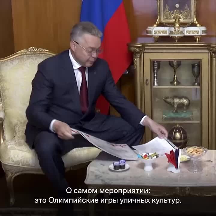           λ