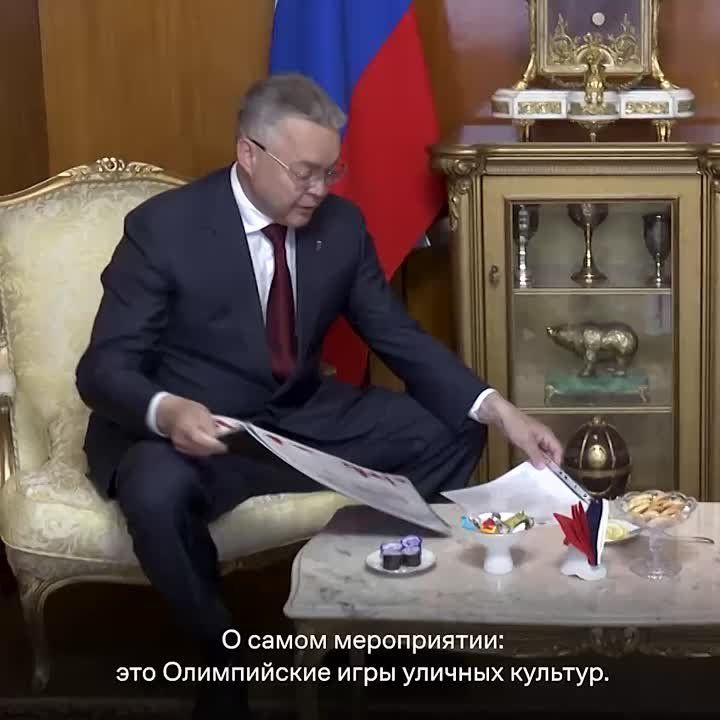      -   λ