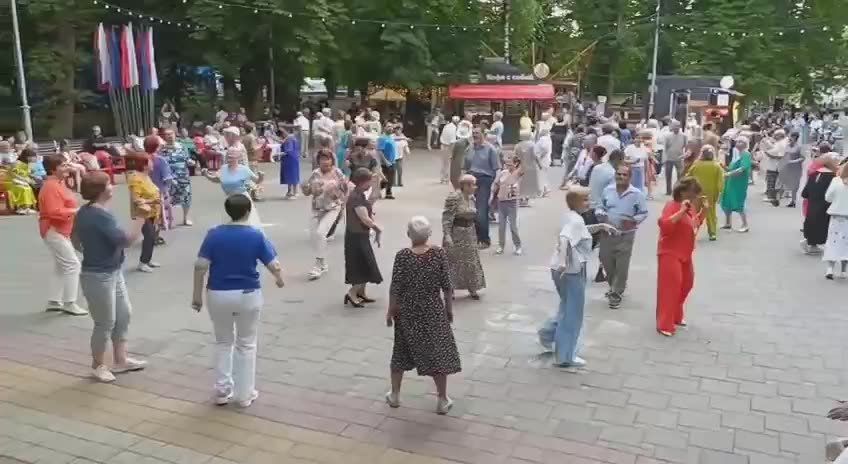   ?    !