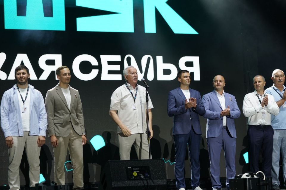    XVI    