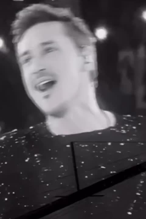     !:        200- 