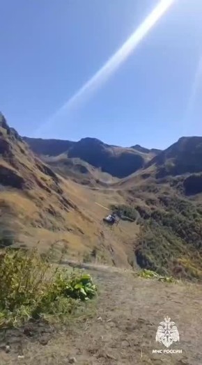 Пропавших туристов со Ставрополья нашли спасатели в КЧР