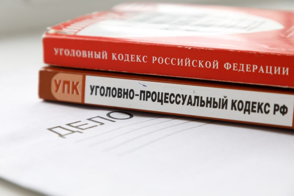   100 .      