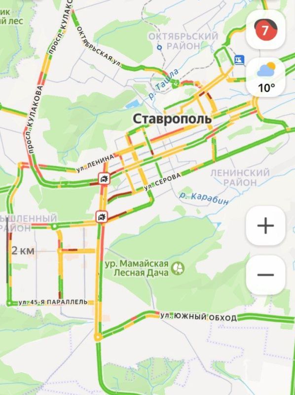 Вечер пятницы. Ставрополь традиционно стоит