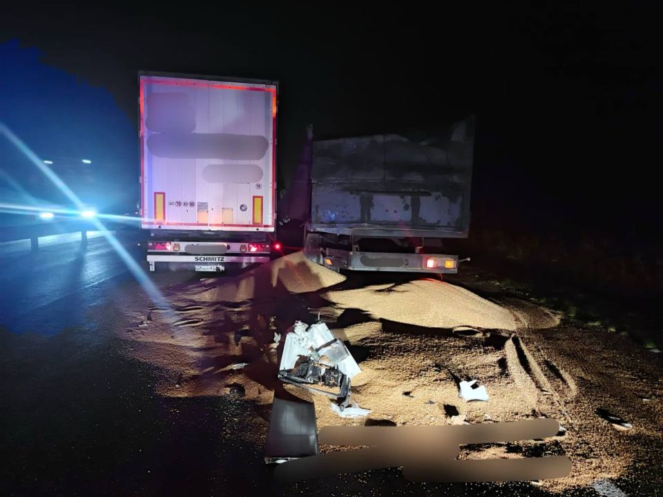 На федеральной автодороге «Кавказ» частично ограничено движение транспорта из-за автоаварии