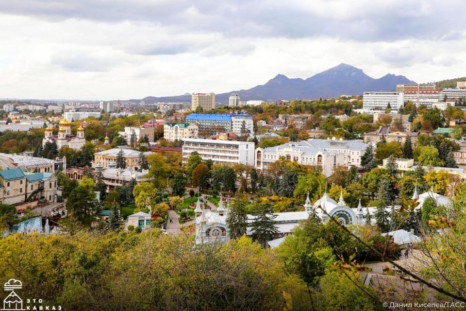 Октябрь в Пятигорске — особенно красочная пора