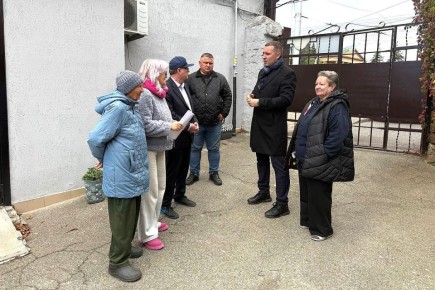 Работа с населением: отработка обращений и наказов горожан
