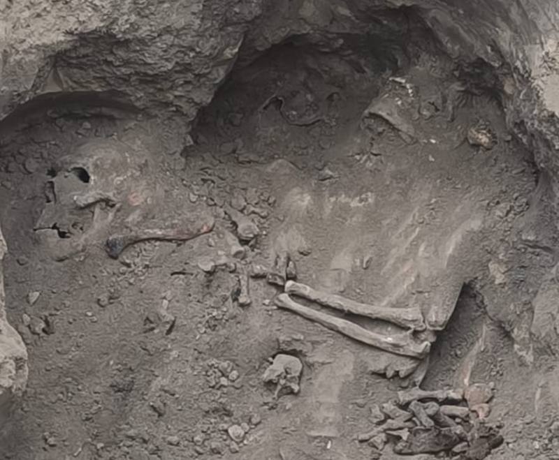 Поисковики нашли блиндаж с останками 32 солдат благодаря медальону Поисковики нашли блиндаж с останками 32 солдат благодаря медальону
