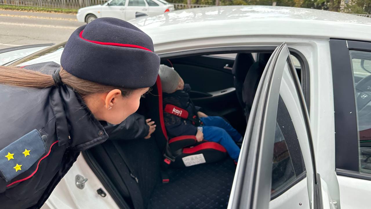 В Ставропольском крае прошла профилактическая акция «Безопасно ли ребенку в автомобиле?» В Ставропольском крае прошла профилактическая акция «Безопасно ли ребенку в автомобиле?»