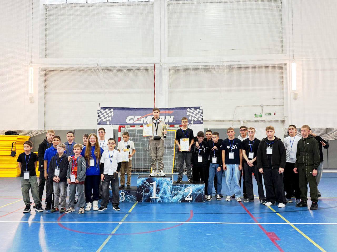 Юные пилоты сразились за кубок и признание Юные пилоты сразились за кубок и признание