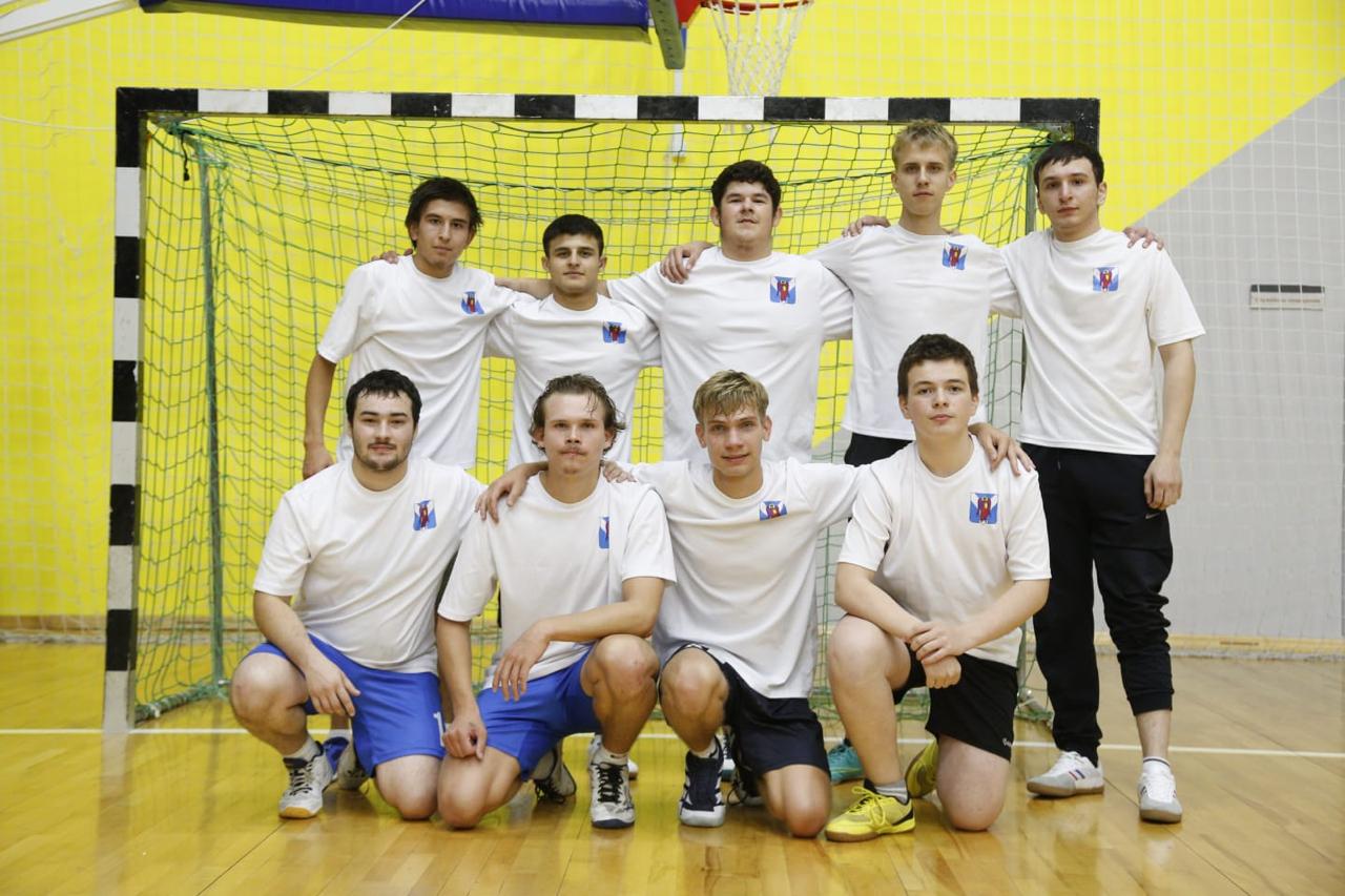 Победили футболисты из Михайловска