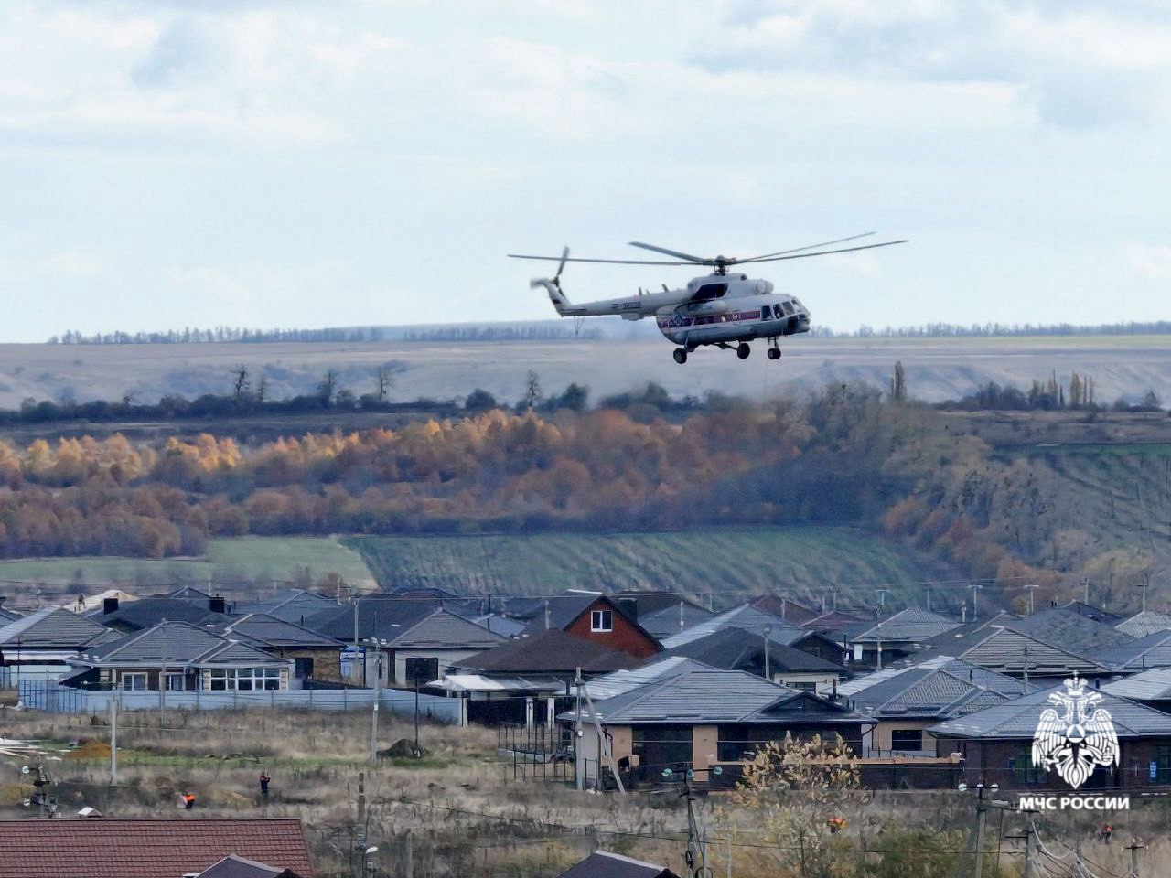 Огнеборцы МЧС Ставрополья потушили условный пожар в высотном жилом доме Огнеборцы МЧС Ставрополья потушили условный пожар в высотном жилом доме