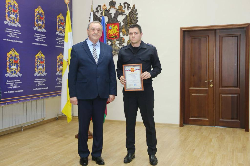 Под эгидой ГУ МВД России по СКФО в Ставрополе прошли соревнования по стрельбе из снайперской винтовки и служебному биатлону Под эгидой ГУ МВД России по СКФО в Ставрополе прошли соревнования по стрельбе из снайперской винтовки и служебному биатлону