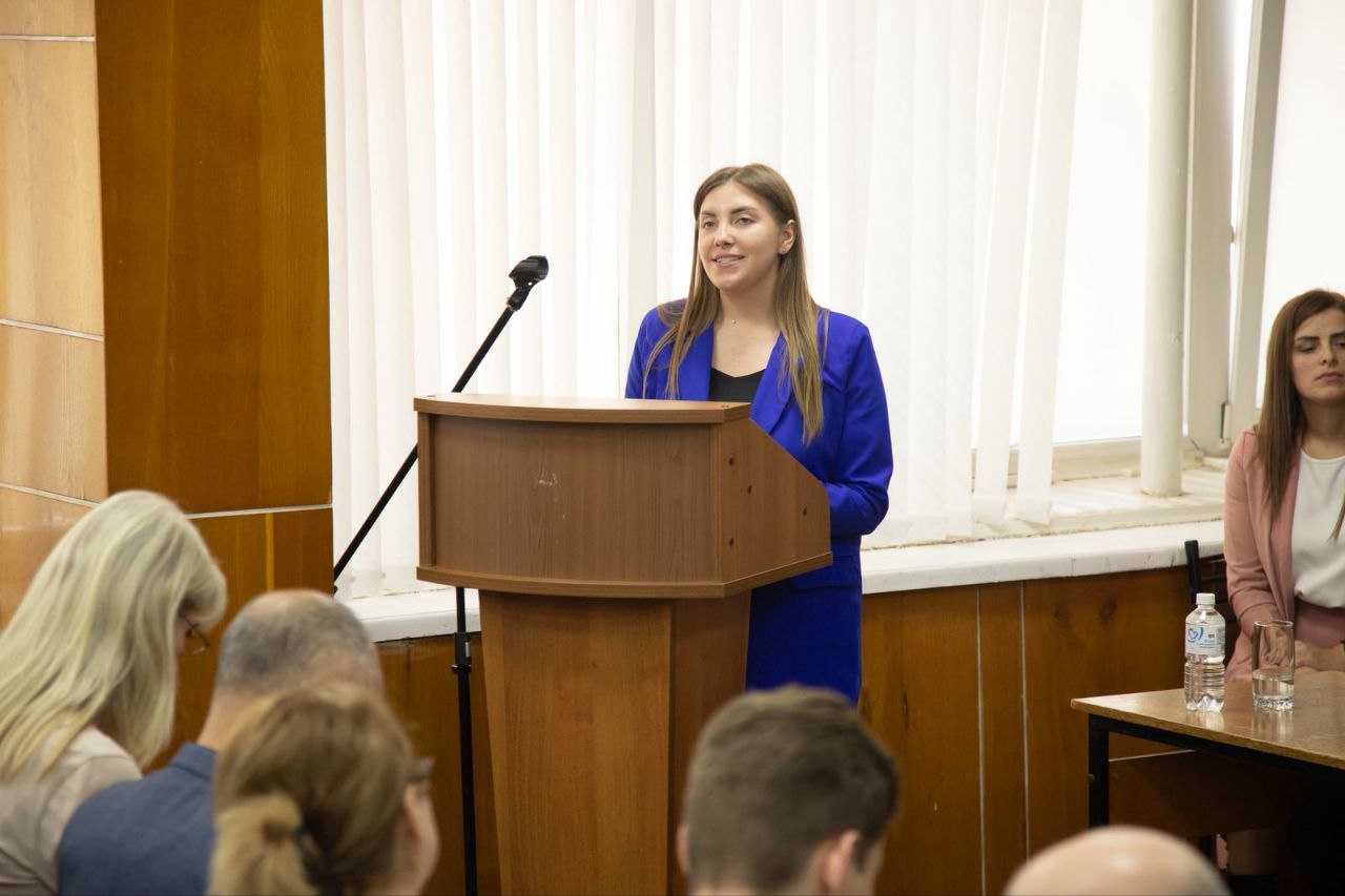 В Пятигорске прошел круглый стол «Молодежь за мир и согласие» В Пятигорске прошел круглый стол «Молодежь за мир и согласие»