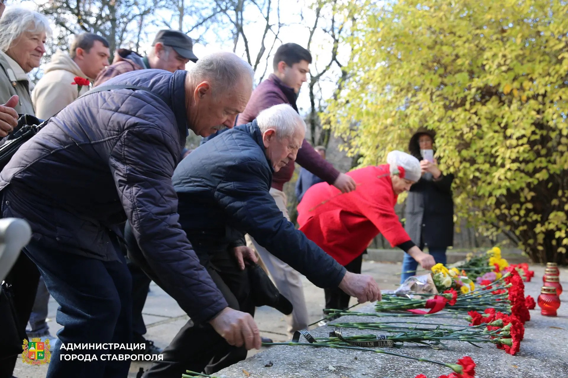 В Ставрополе почтили память жертв политических репрессий В Ставрополе почтили память жертв политических репрессий