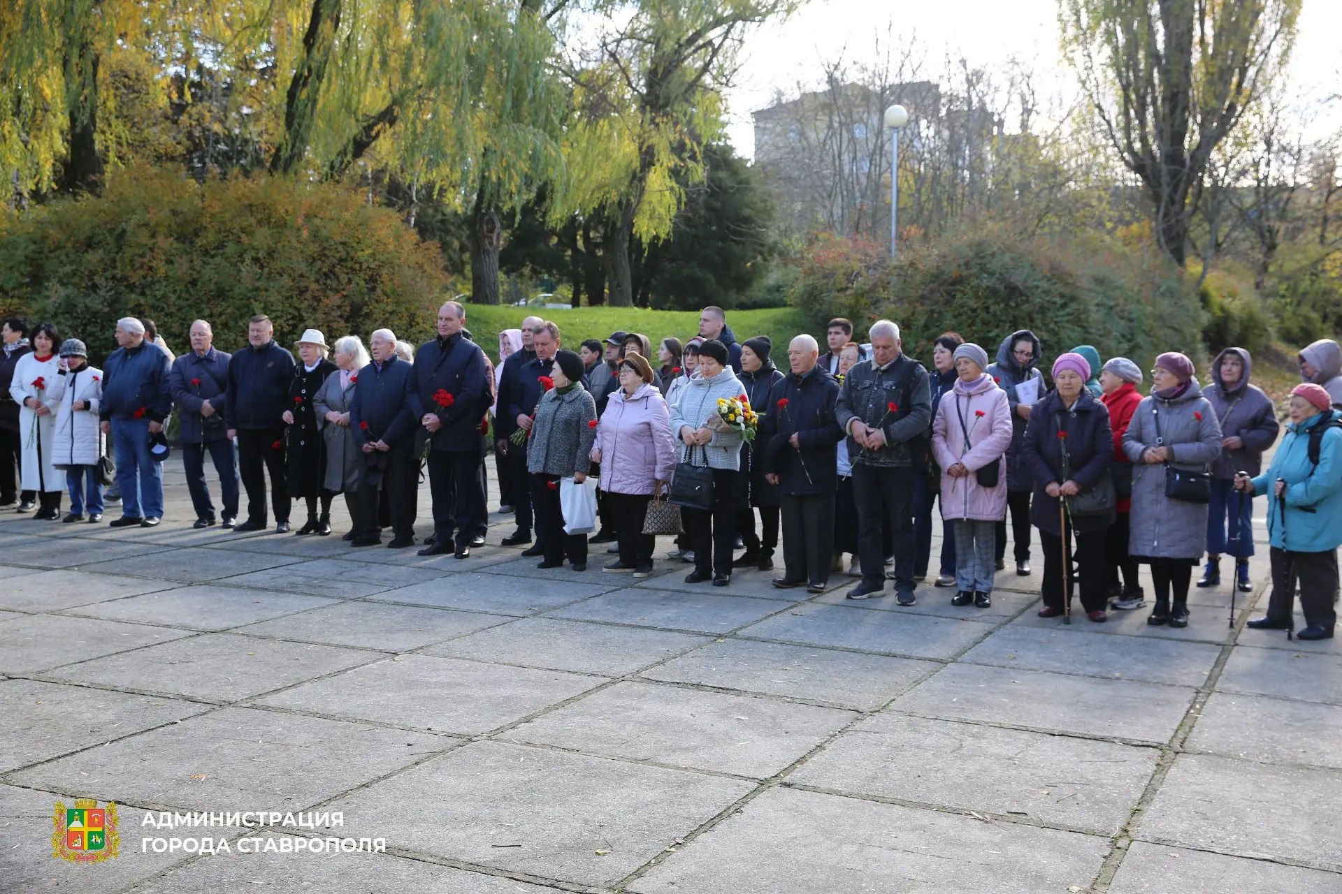 В Ставрополе почтили память жертв политических репрессий В Ставрополе почтили память жертв политических репрессий