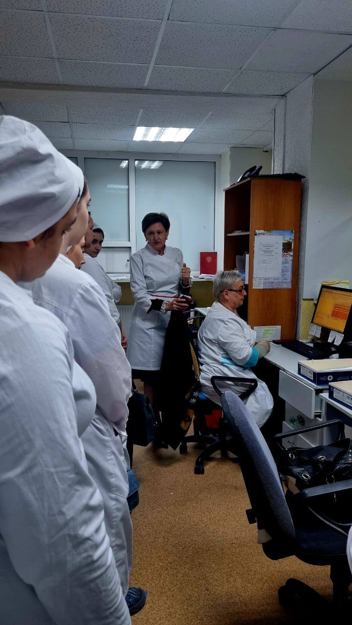 Будущие медики — в Ессентукской городской поликлинике Будущие медики — в Ессентукской городской поликлинике