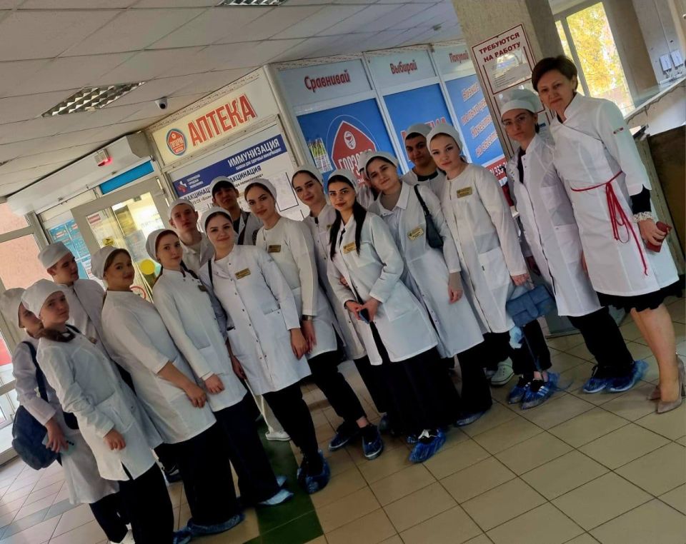 Будущие медики — в Ессентукской городской поликлинике