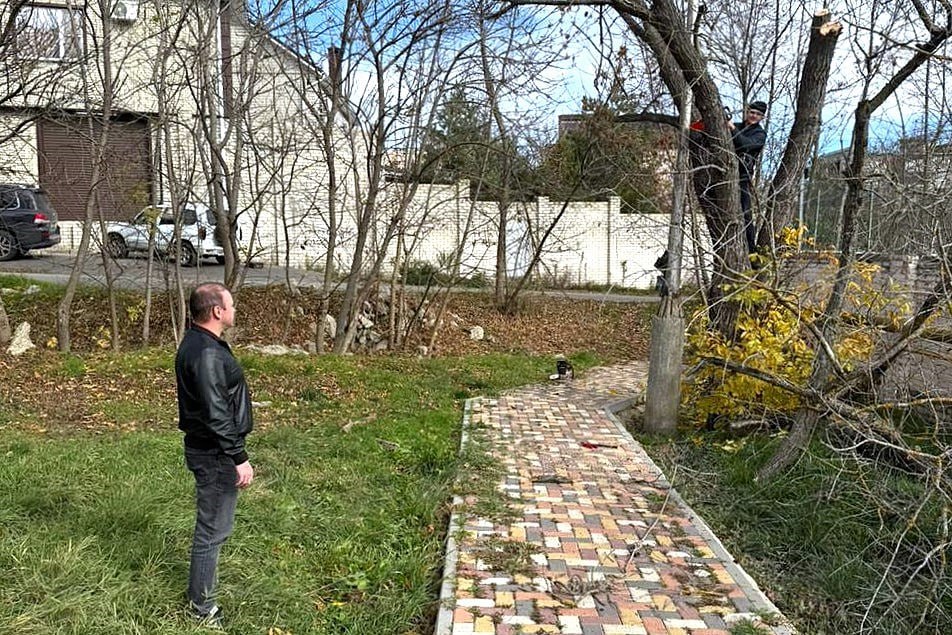 Работа с населением: личные приемы граждан и исполнение наказов горожан Работа с населением: личные приемы граждан и исполнение наказов горожан