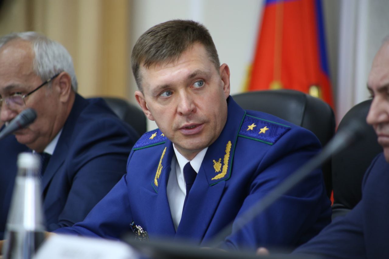 Соблюдение прав защитников Отечества – на особом контроле Юрия Немкина