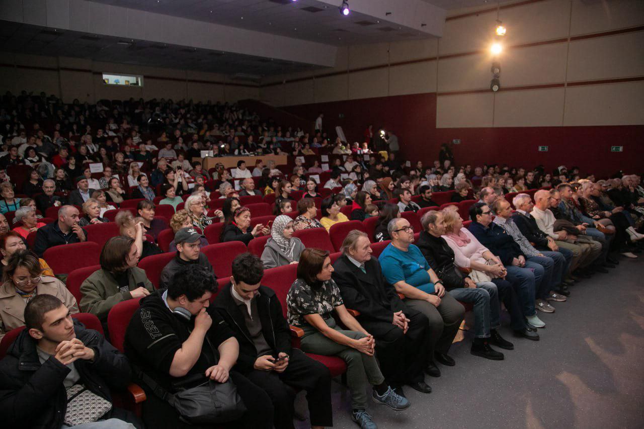 В Пятигорске прошел масштабный фестиваль национальных культур «Вместе мы едины» В Пятигорске прошел масштабный фестиваль национальных культур «Вместе мы едины»