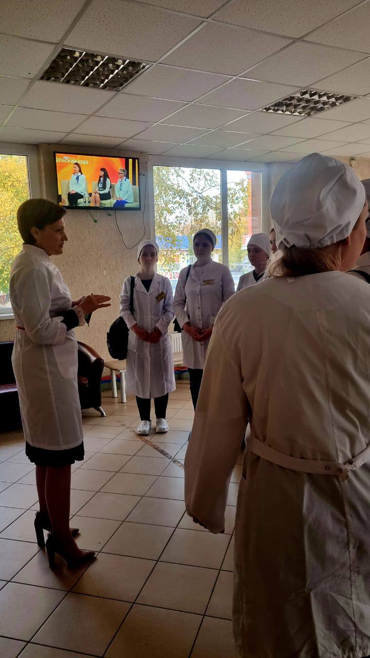 Будущие медики — в Ессентукской городской поликлинике Будущие медики — в Ессентукской городской поликлинике