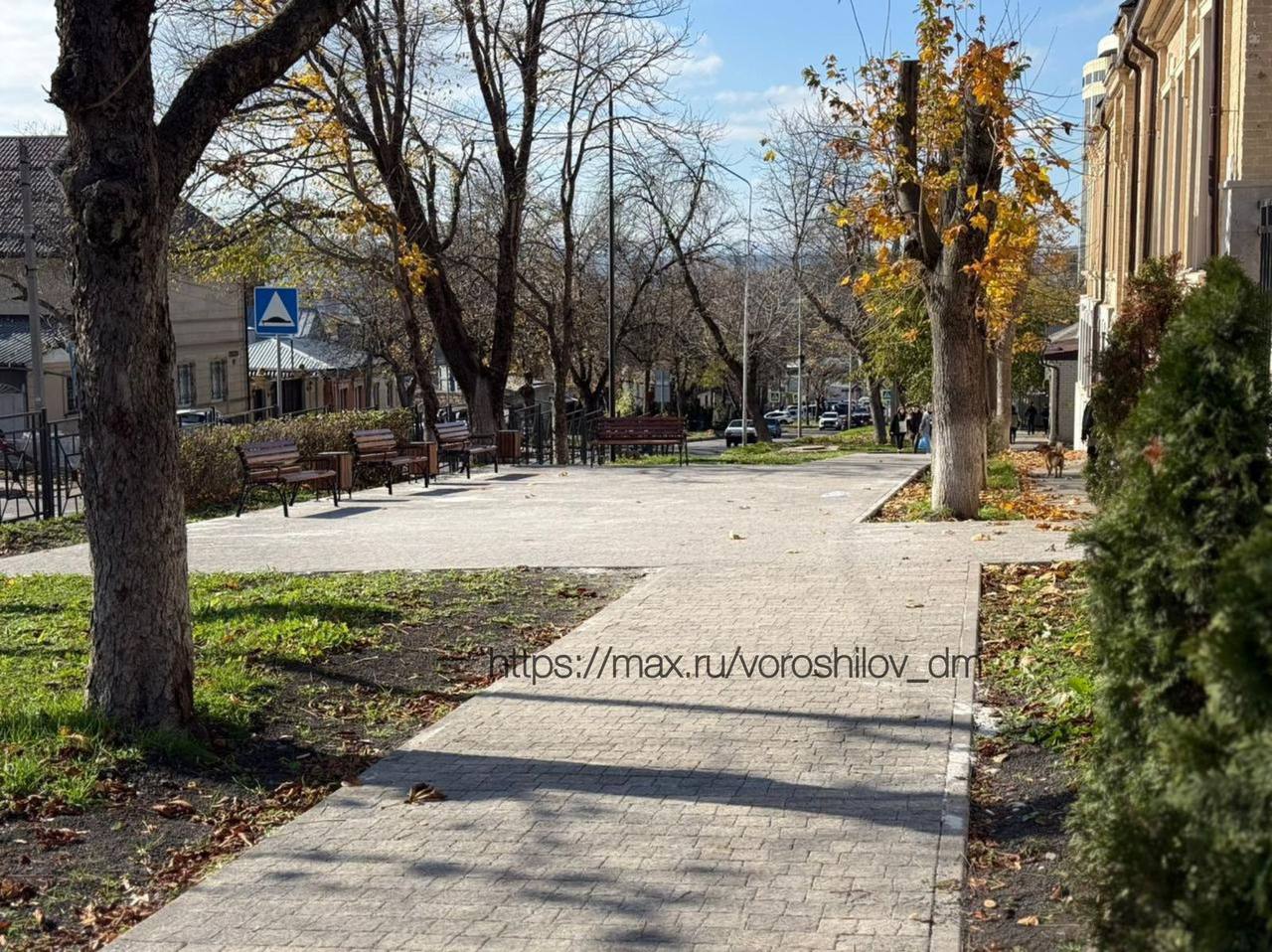 Дмитрий Ворошилов: За счет туристического налога идет благоустройство тротуаров по улице Пастухова, которое продолжает нашу работу по созданию единого дизайн-кода центра города и соединяет ранее благоустроенные пространства...