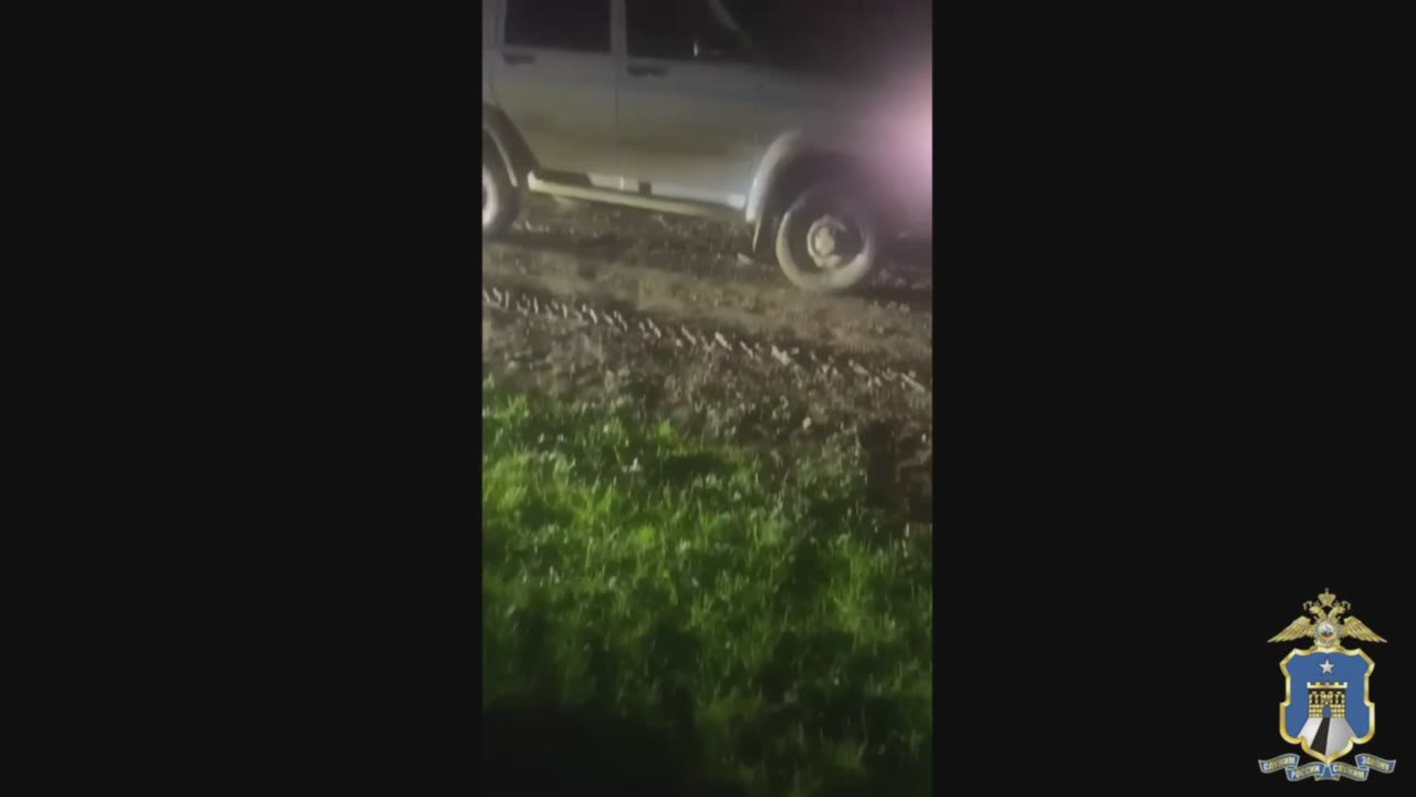 Гражданин Беларуси на 10 часов застрял в дорожной ловушке в Левокумскому округе – выбраться ему помогли ставропольские полицейские