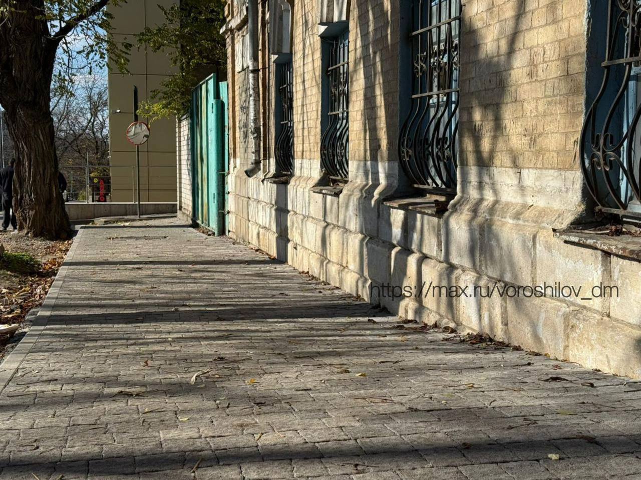 Дмитрий Ворошилов: За счет туристического налога идет благоустройство тротуаров по улице Пастухова, которое продолжает нашу работу по созданию единого дизайн-кода центра города и соединяет ранее благоустроенные пространства... Дмитрий Ворошилов: За счет туристического налога идет благоустройство тротуаров по улице Пастухова, которое продолжает нашу работу по созданию единого дизайн-кода центра города и соединяет ранее благоустроенные пространства...