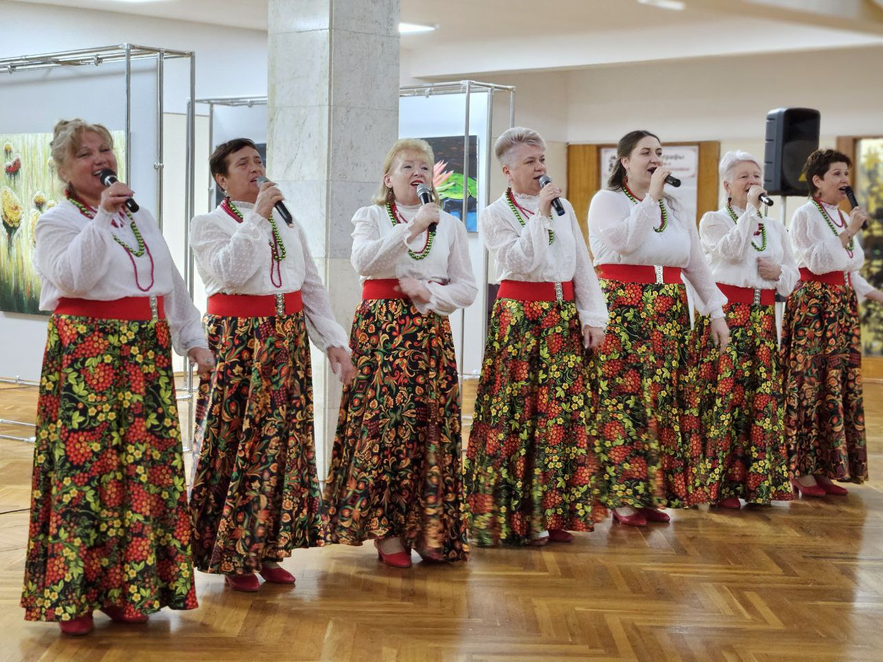 Поэтический марафон «Открытый микрофон» в Пятигорске посвятили Дню народного единства Поэтический марафон «Открытый микрофон» в Пятигорске посвятили Дню народного единства