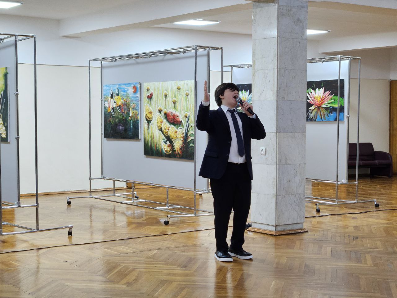 Поэтический марафон «Открытый микрофон» в Пятигорске посвятили Дню народного единства Поэтический марафон «Открытый микрофон» в Пятигорске посвятили Дню народного единства