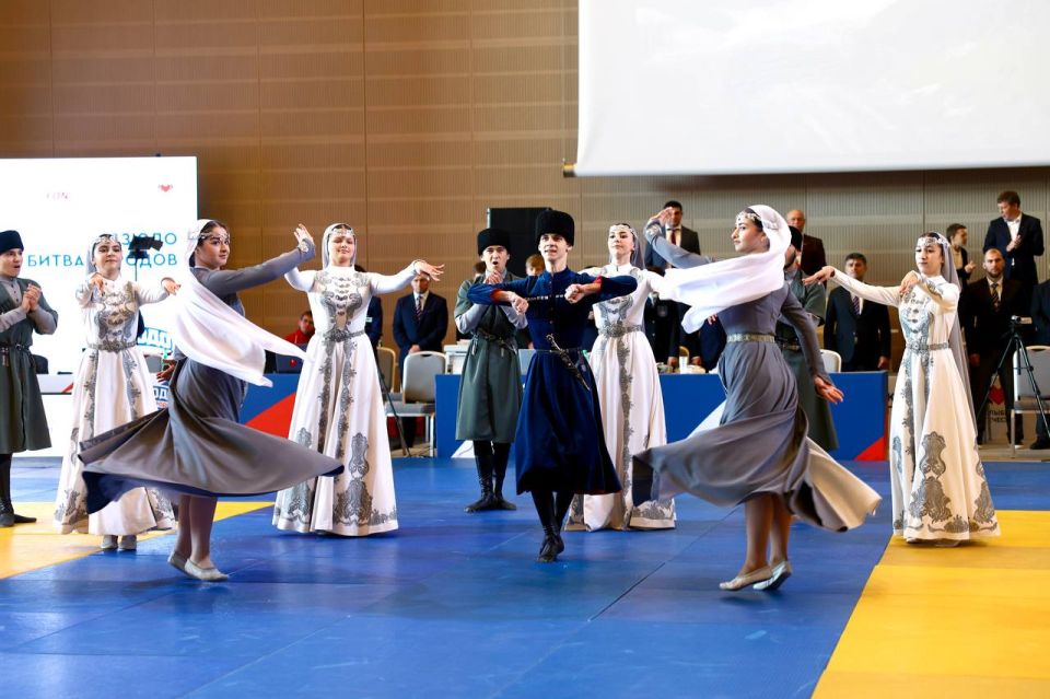  .              .       7  -...