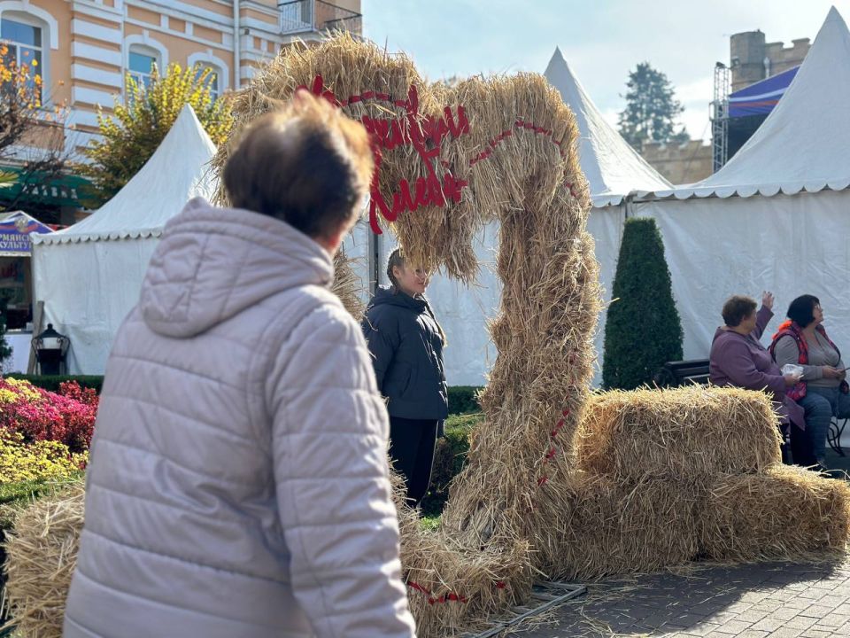 Фестиваль хлеба на национальном гастрономическом бульваре подарит не только отличное настроение, но и… Фестиваль хлеба на национальном гастрономическом бульваре подарит не только отличное настроение, но и…