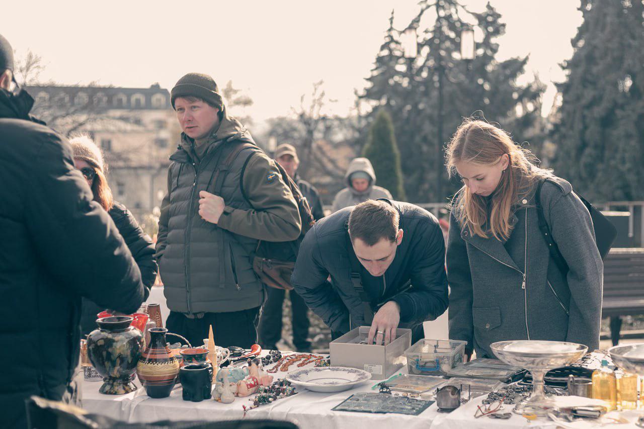 День народного единства в Пятигорске: песни, танцы, кухни, ремесла, краски и ритмы народов большой страны День народного единства в Пятигорске: песни, танцы, кухни, ремесла, краски и ритмы народов большой страны