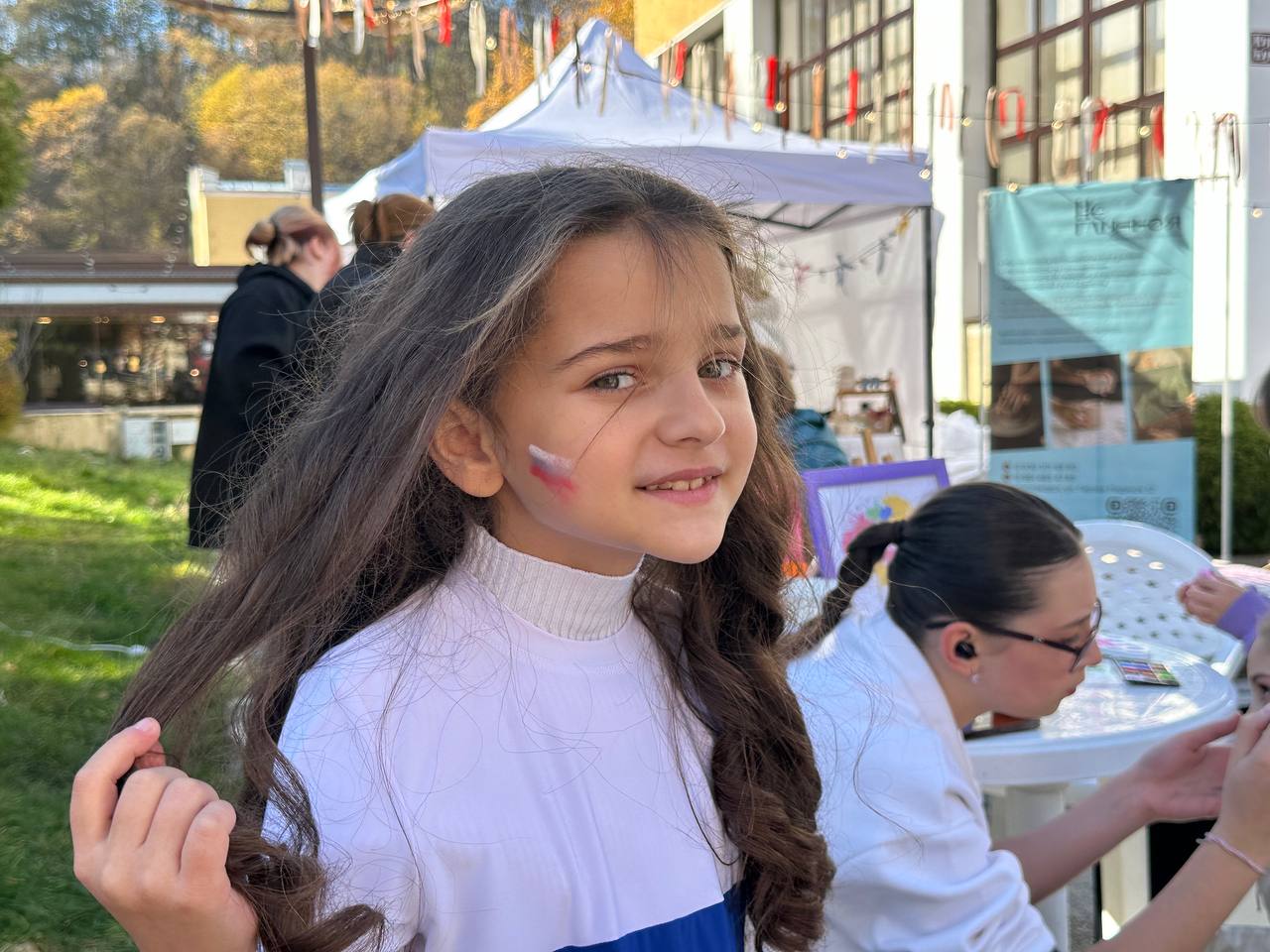 Аквагрим и мастер-класс «Символы России» на Хлебном фестивале Аквагрим и мастер-класс «Символы России» на Хлебном фестивале