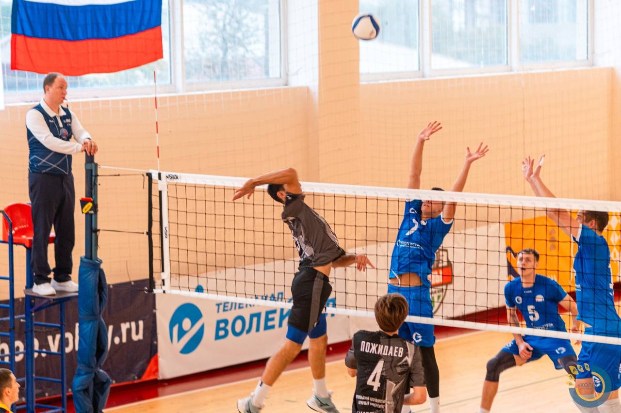 Тур в Гудауте. Одна победа и два поражения – таков итог выступлений волейболистов ставропольского «Колоса» во втором туре чемпионата России среди мужчин в высшей лиге в Гудауте Тур в Гудауте. Одна победа и два поражения – таков итог выступлений волейболистов ставропольского «Колоса» во втором туре чемпионата России среди мужчин в высшей лиге в Гудауте