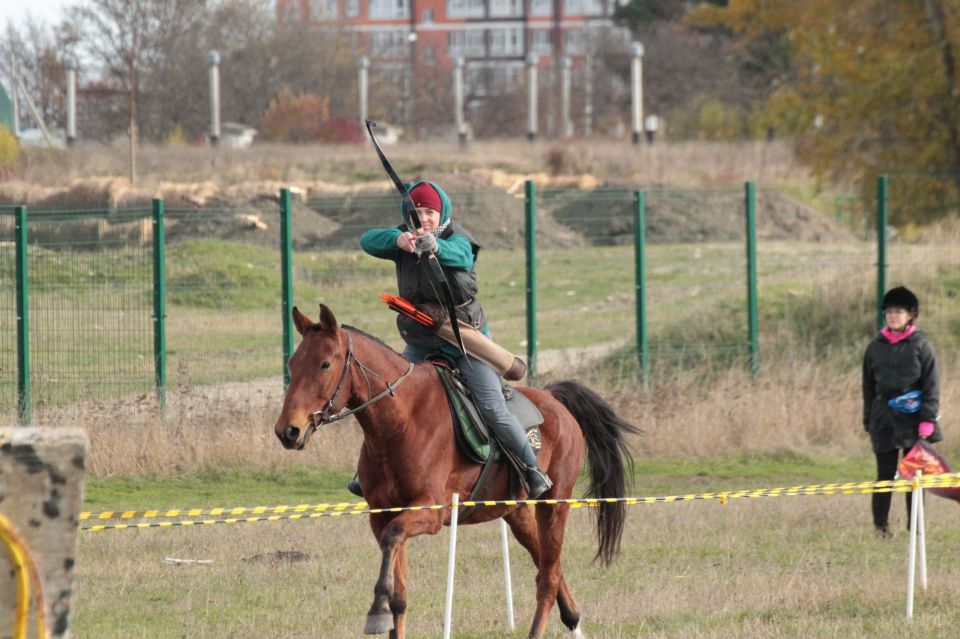 Всадники из Центра иппотерапии "Целебный Ессентуки" отличились на региональных соревнованиях по конной стрельбе из лука! Всадники из Центра иппотерапии "Целебный Ессентуки" отличились на региональных соревнованиях по конной стрельбе из лука!