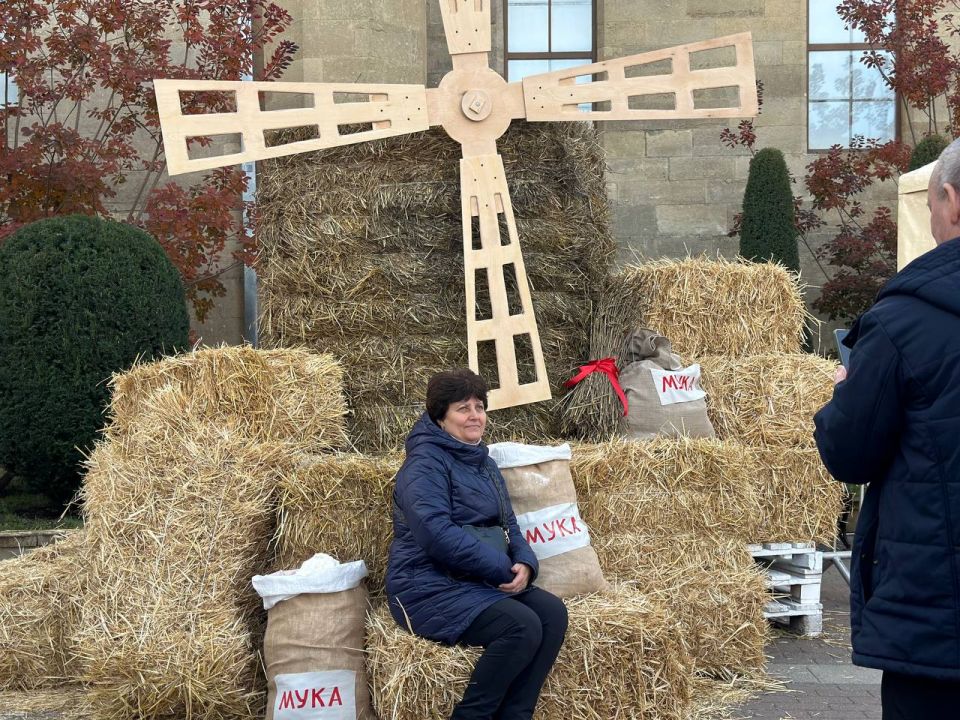 Фестиваль хлеба на национальном гастрономическом бульваре подарит не только отличное настроение, но и… Фестиваль хлеба на национальном гастрономическом бульваре подарит не только отличное настроение, но и…