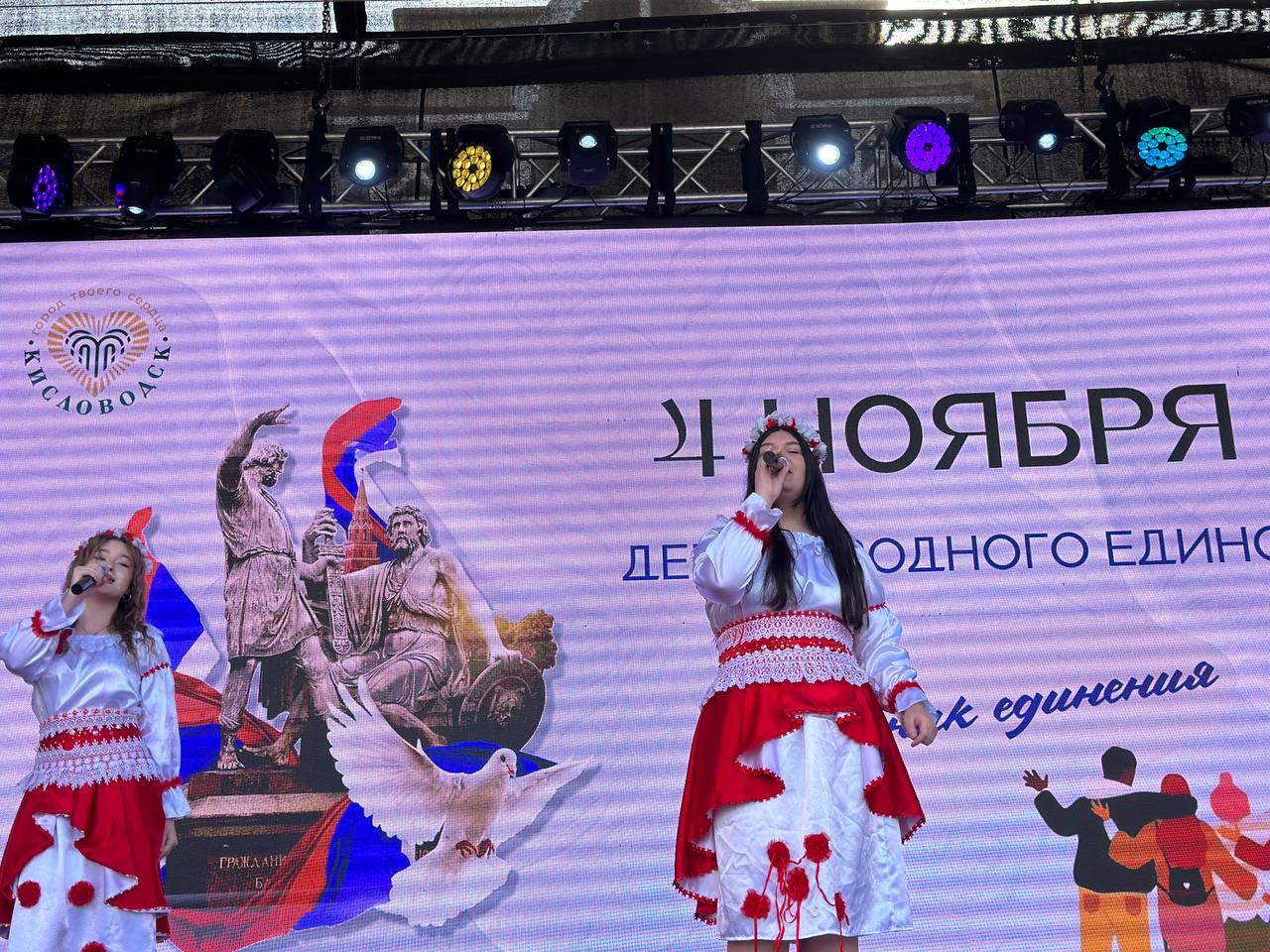 В Кисловодске проходит концертная программа юных талантов города-курорта! В Кисловодске проходит концертная программа юных талантов города-курорта!