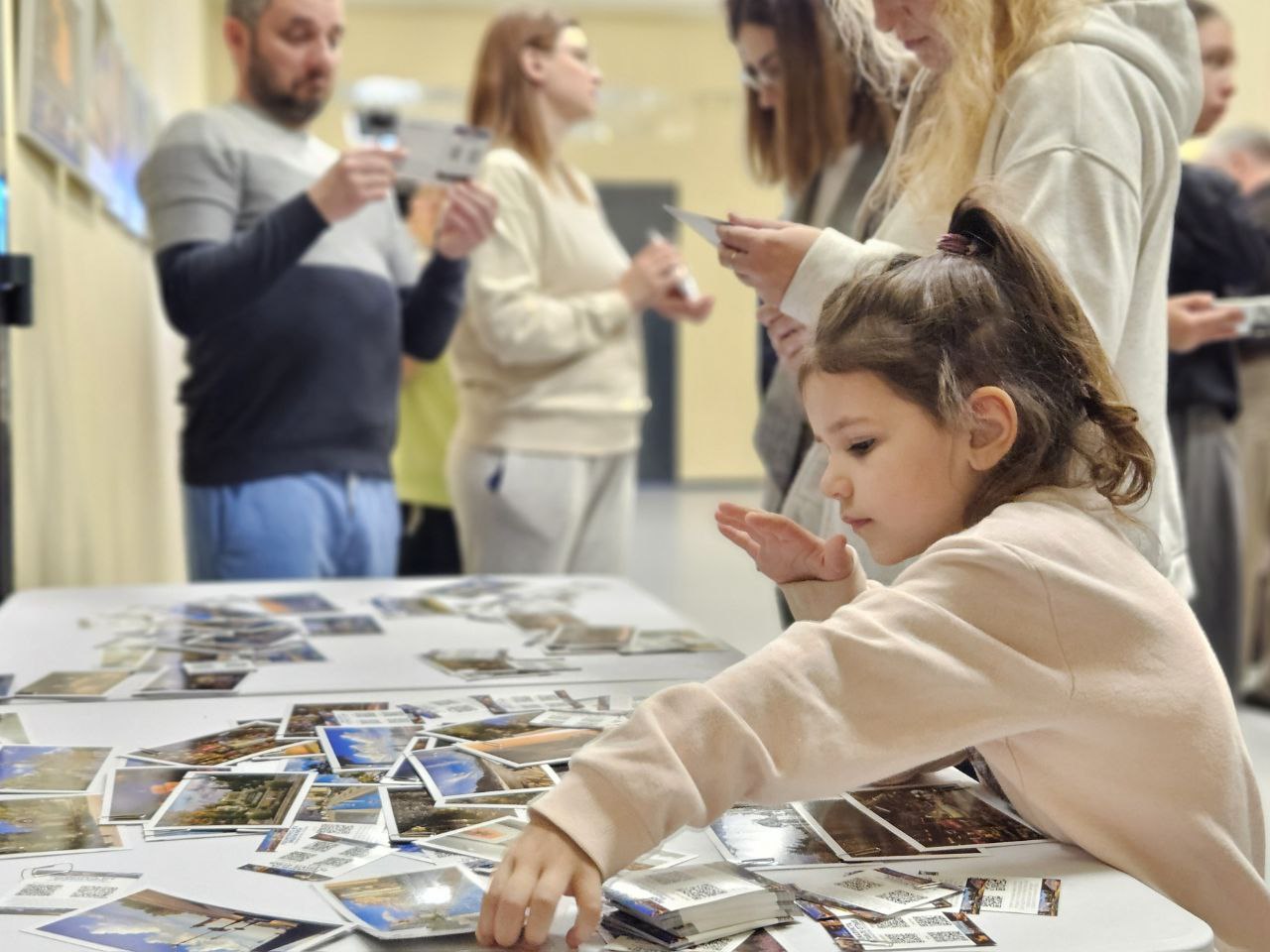 В Пятигорске представили инновационный фотопроект с дополненной реальностью В Пятигорске представили инновационный фотопроект с дополненной реальностью