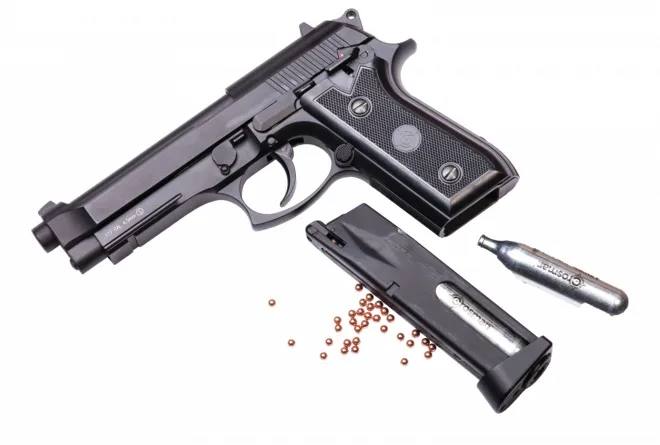 В Невинномысске 20-летний парень обстрелял знакомого