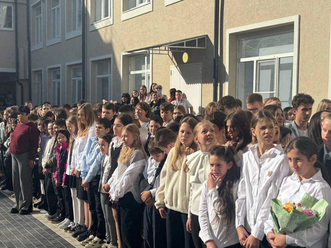 Евгений Моисеев: Старейшую школу Кисловодска открыли после капитального ремонта Евгений Моисеев: Старейшую школу Кисловодска открыли после капитального ремонта