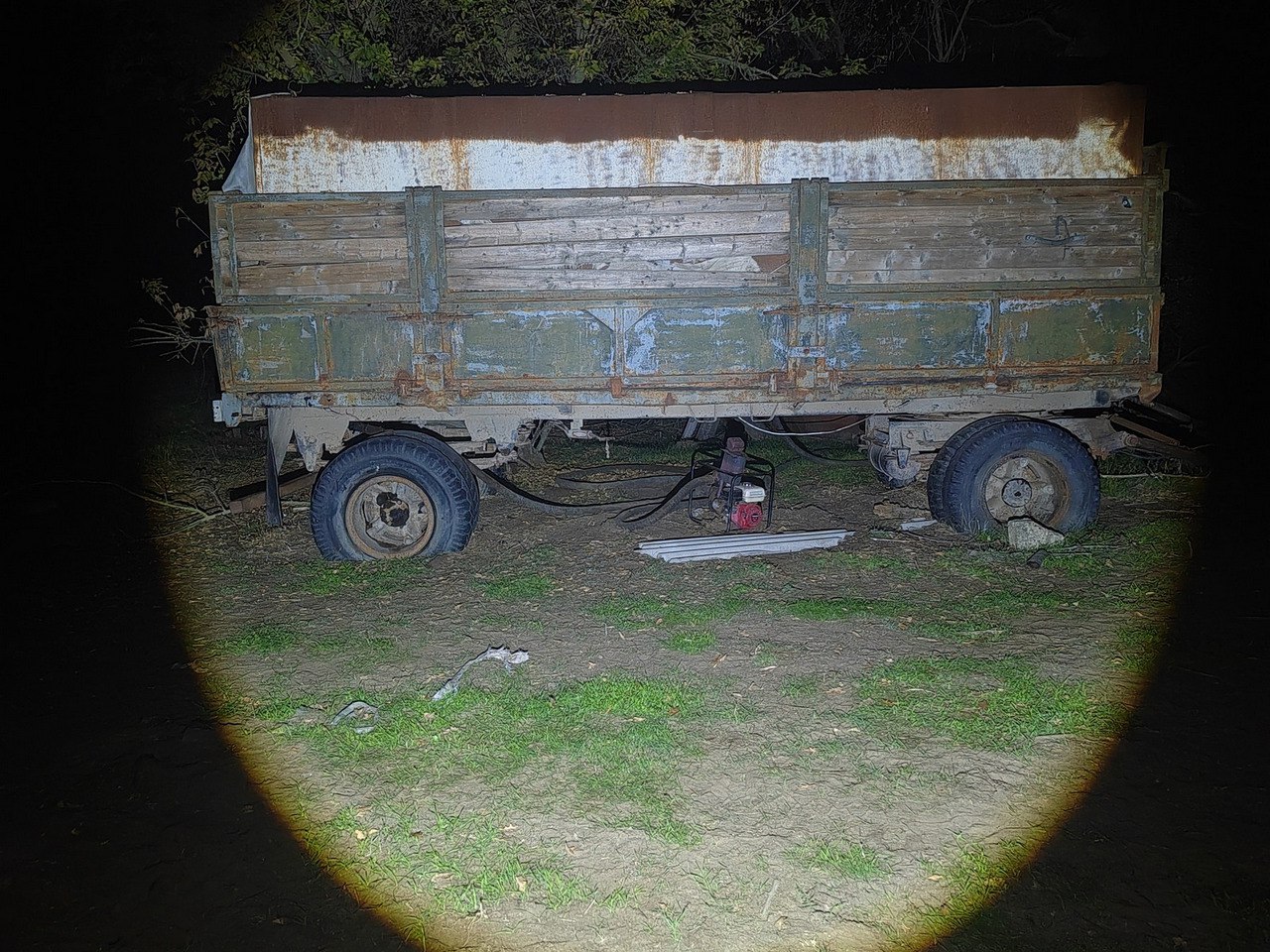 В Ставропольском крае возбудили уголовное дело по факту покушения на кражу порядка 23 тонн нефтепродуктов из промысловых скважин Нефтекумского округа В Ставропольском крае возбудили уголовное дело по факту покушения на кражу порядка 23 тонн нефтепродуктов из промысловых скважин Нефтекумского округа