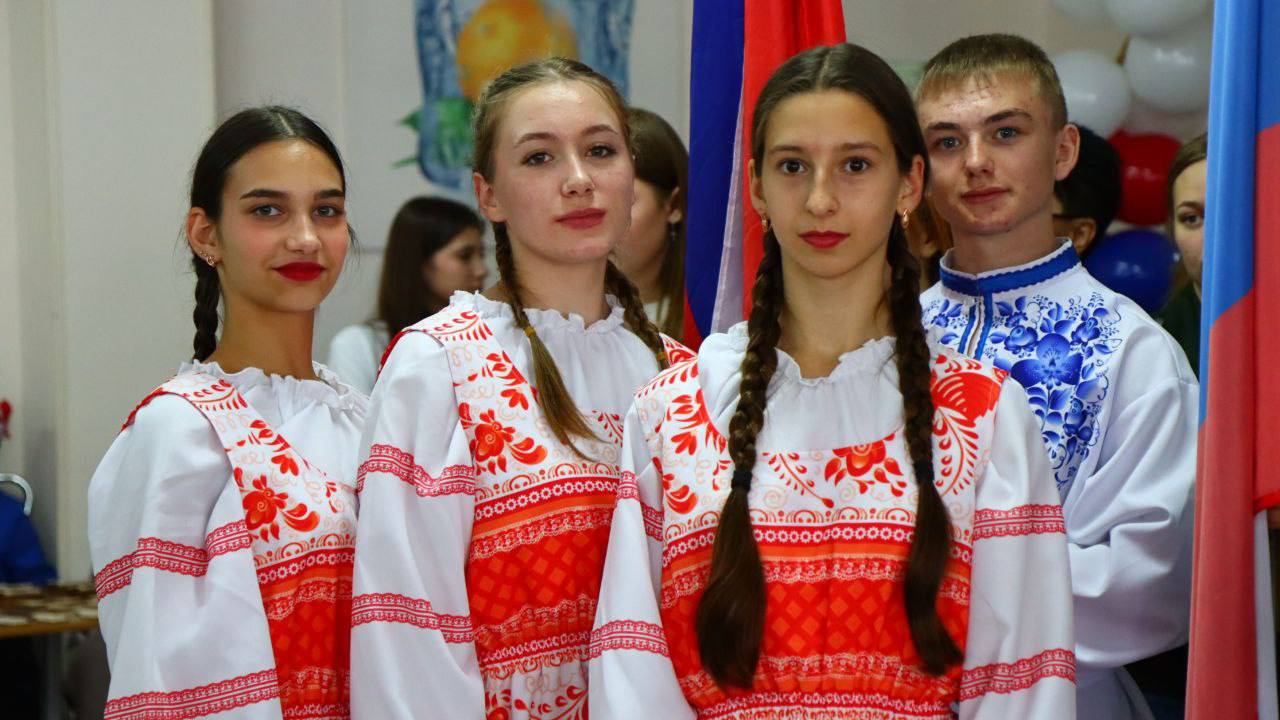 V КОНКУРС-ФЕСТИВАЛЬ «В ДРУЖБЕ НАРОДОВ – ЕДИНСТВО РОССИИ!» V КОНКУРС-ФЕСТИВАЛЬ «В ДРУЖБЕ НАРОДОВ – ЕДИНСТВО РОССИИ!»