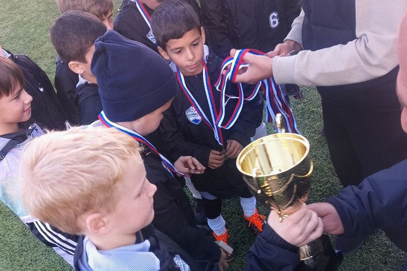 «Золотая осень» в Пятигорске: юные футболисты показали класс! «Золотая осень» в Пятигорске: юные футболисты показали класс!