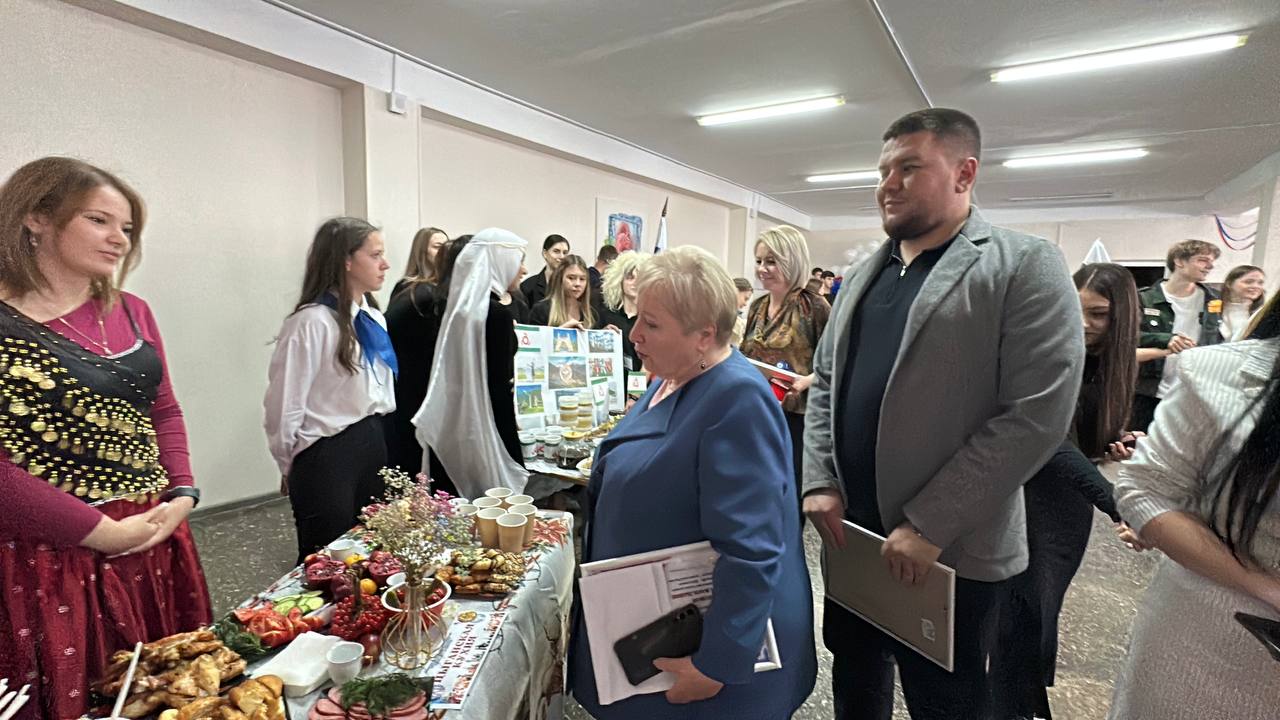 V КОНКУРС-ФЕСТИВАЛЬ «В ДРУЖБЕ НАРОДОВ – ЕДИНСТВО РОССИИ!» V КОНКУРС-ФЕСТИВАЛЬ «В ДРУЖБЕ НАРОДОВ – ЕДИНСТВО РОССИИ!»