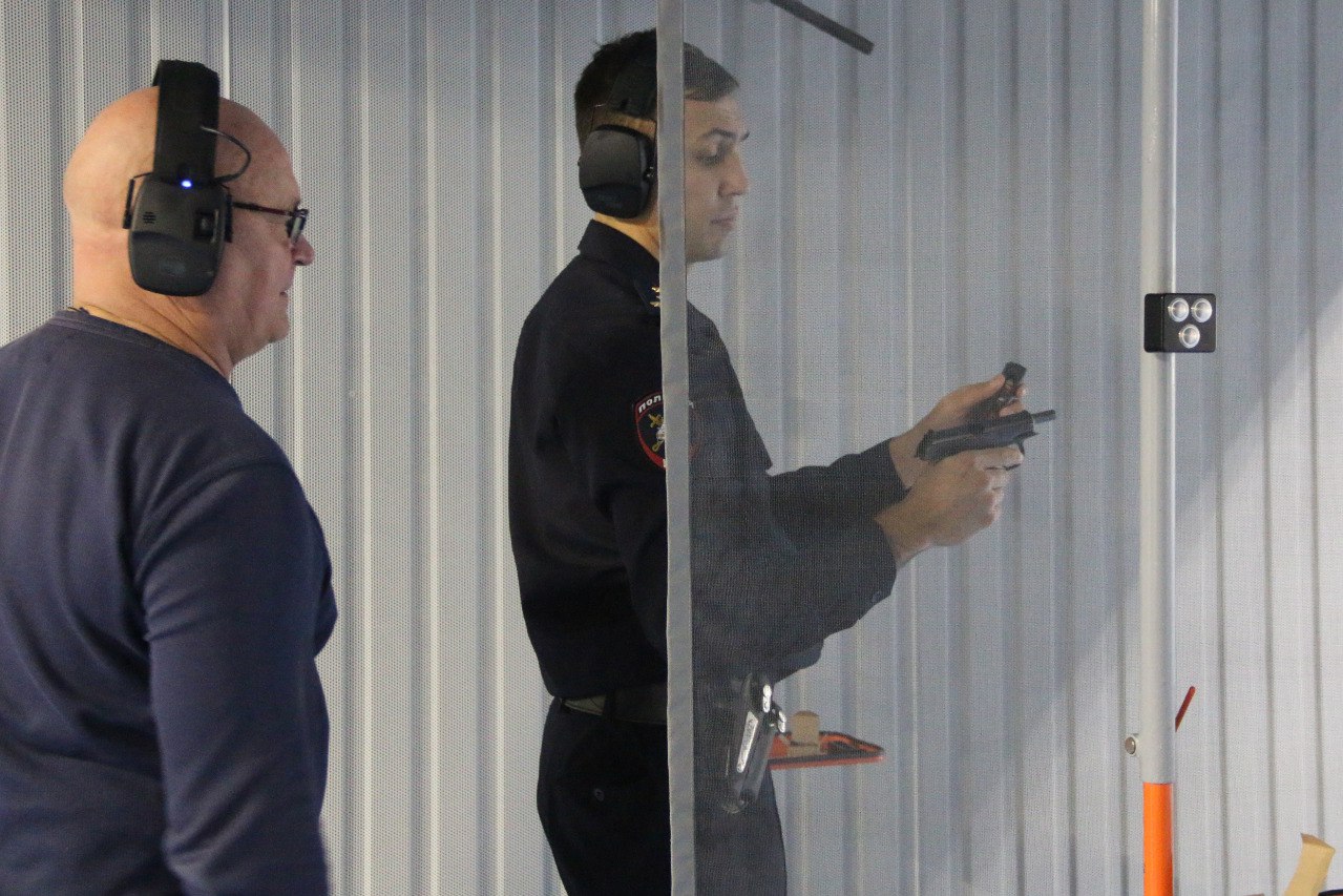 В Главном управлении МВД России по Ставропольскому краю определили лучших стрелков В Главном управлении МВД России по Ставропольскому краю определили лучших стрелков